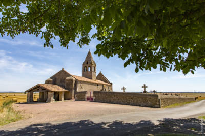Église Saint-Martin-de-Noizé d'Oiron, une église sans village